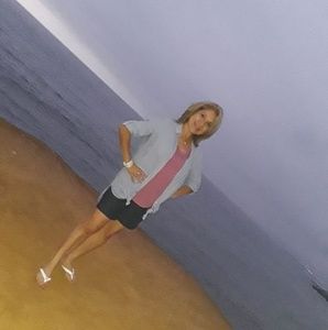 Meet your Posher, Yolanda